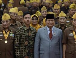 Warga Indonesia Bahas Golput dalam Pemilihan Presiden-Wakil Presiden 2024