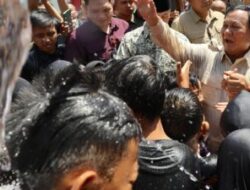 Prabowo Memperesmikan Sumber Air Bersih