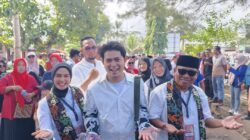 Cakra Khan Mendukung Pasangan Citra-Ino di KPU Pangandaran