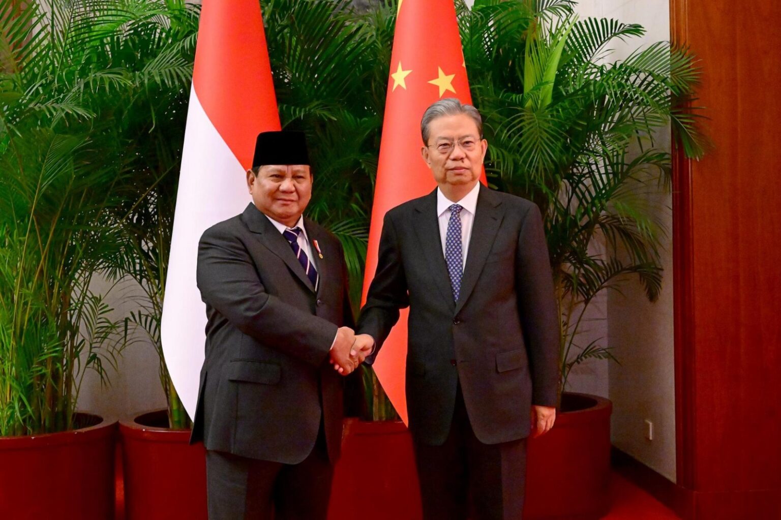 Prabowo Subianto Meets China’s NPC Chairman, Reaffirms Commitment to Strengthen Bilateral Relations