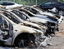 Tanda Kencangnya Kiamat Mobil Listrik di AS