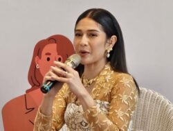 Pakai Kebaya: Fitur AI Andalan Dian Sastro di HP