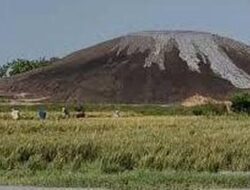 Misteri Gunung Baru di Jawa Tengah: Analisis Pakar Geologi