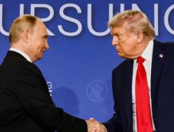 Serangan Diam-diam Rusia Selama Kecolongan Trump