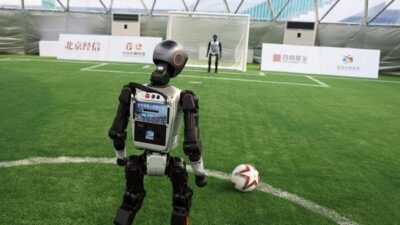 Latihan Robot Sepak Bola Menuju Turnamen Dunia China: Intip Persiapan Terbaik