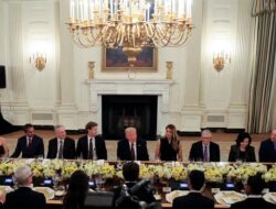 Kumpulan Trump dengan Bos Teknologi Dunia: Potret Unik